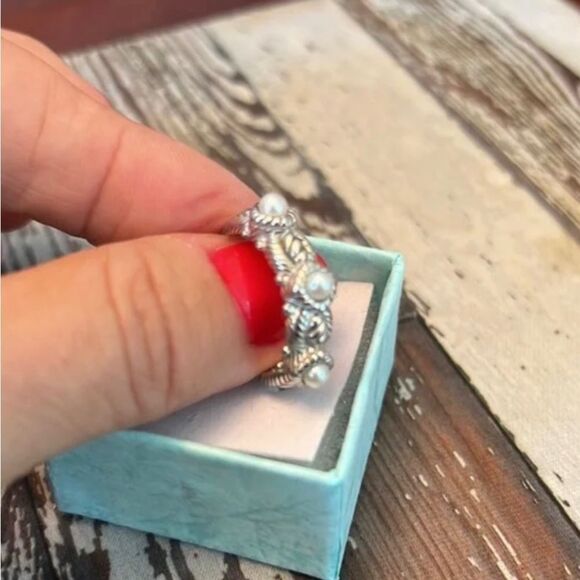 *Judith Ripka* 🌺COQUETTE🌺 Sz 6.75 925 SS Wrapped-Pearl Triple Cable Band Ring - Picture 3 of 13